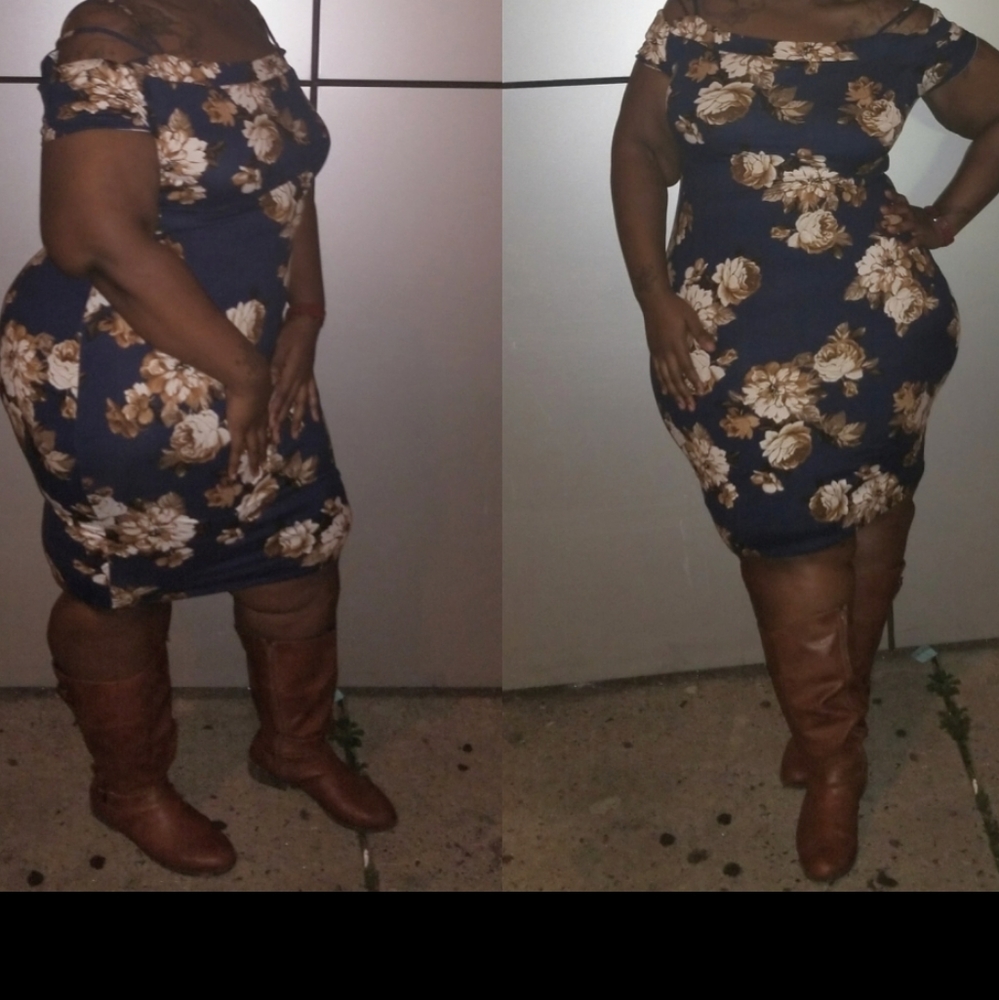 Dress - Picture 3 of 3